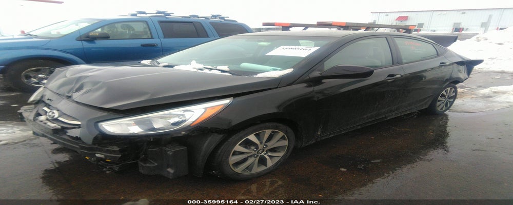 KMHCT4AE1HU361288 2017 HYUNDAI ACCENT photo no. 2