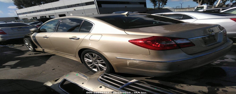 KMHGC4DD0CU151844 2012 HYUNDAI GENESIS photo no. 3