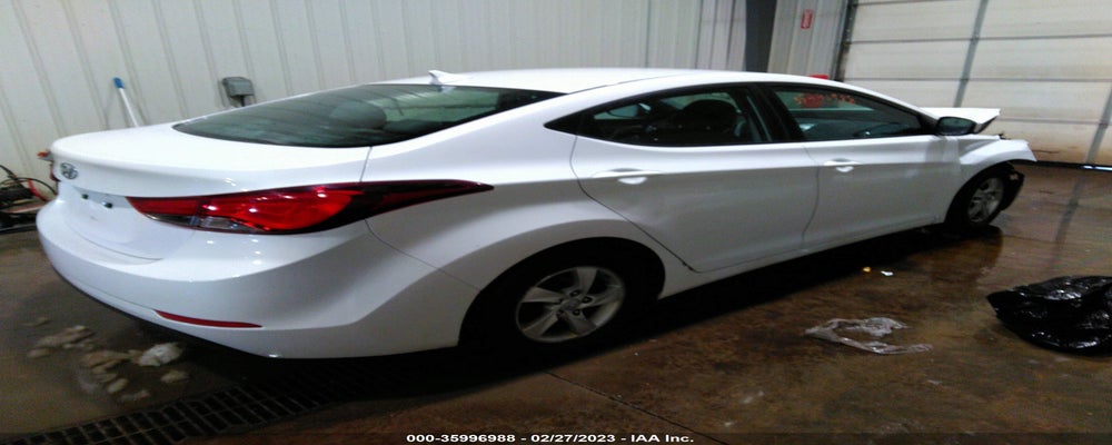5NPDH4AE9FH594630 2015 HYUNDAI ELANTRA photo no. 4