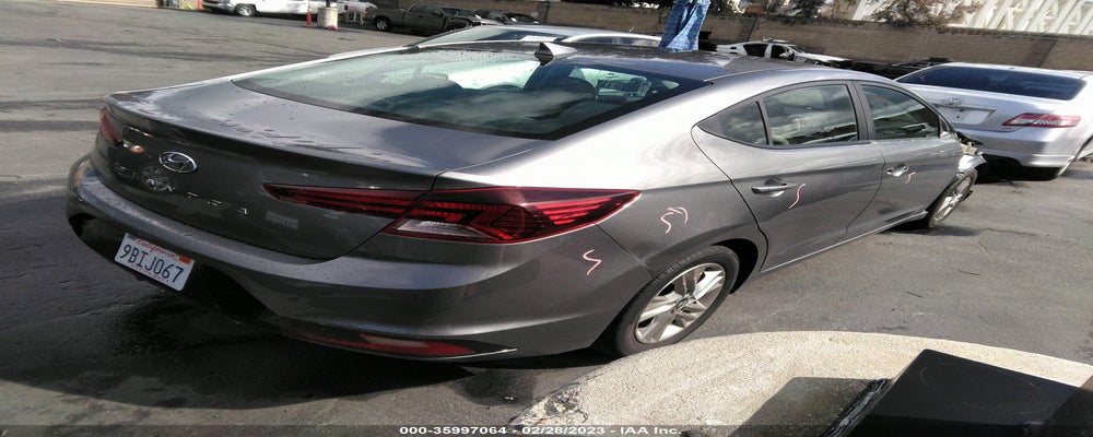 5NPD84LF4KH482575 2019 HYUNDAI ELANTRA photo no. 4