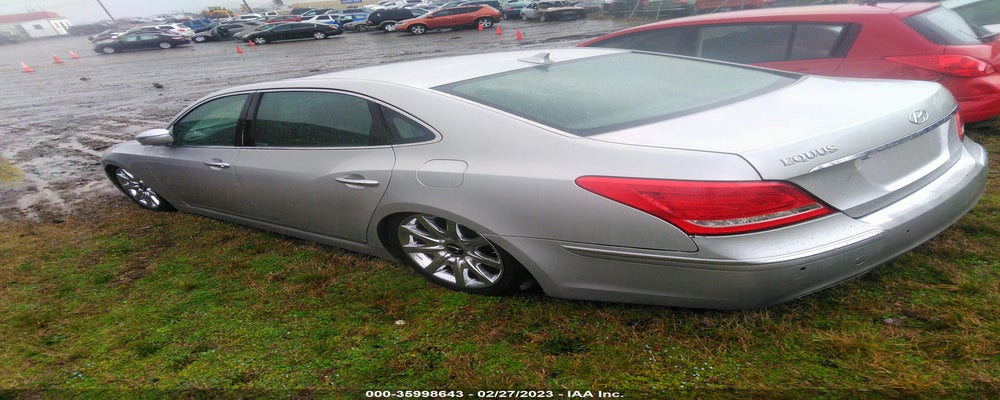 KMHGH4JF9BU035872 2011 HYUNDAI EQUUS photo no. 3