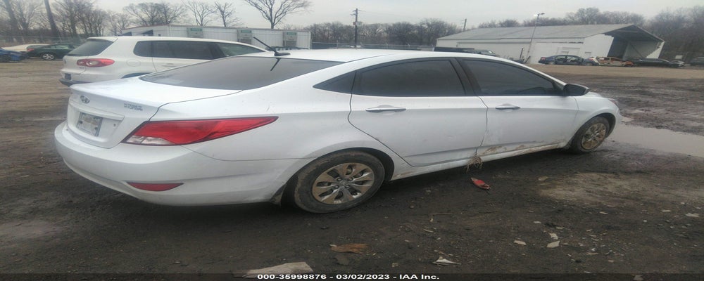 KMHCT4AE8HU261544 2017 HYUNDAI ACCENT photo no. 4
