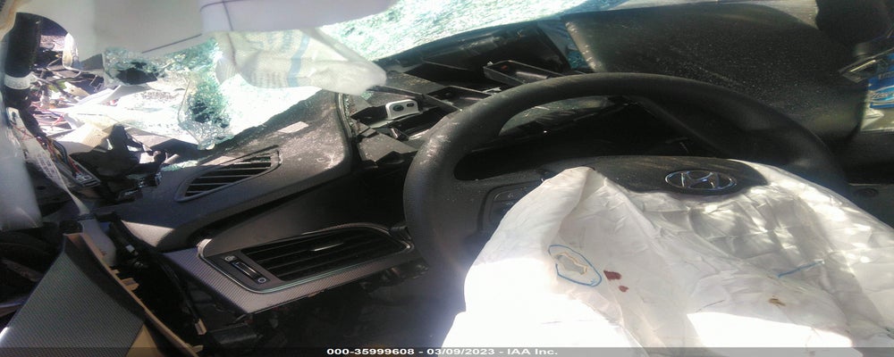 5NPE24AF8HH443070 2017 HYUNDAI SONATA photo no. 7