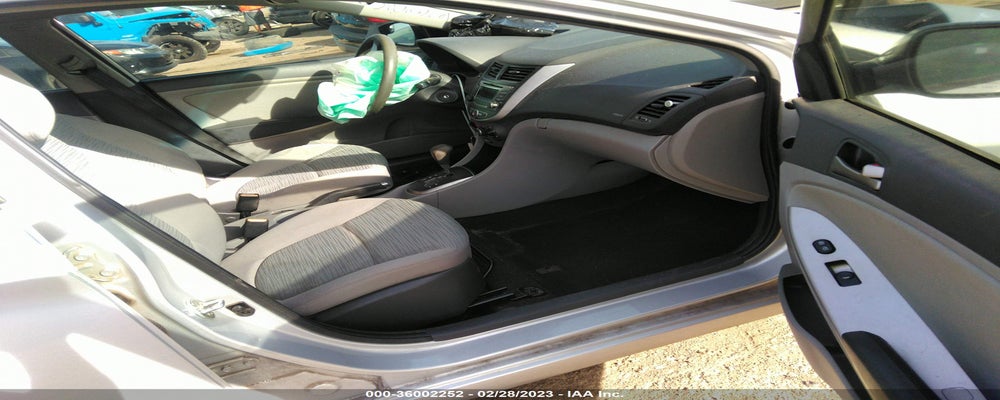KMHCT4AE0FU854750 2015 HYUNDAI ACCENT photo no. 5