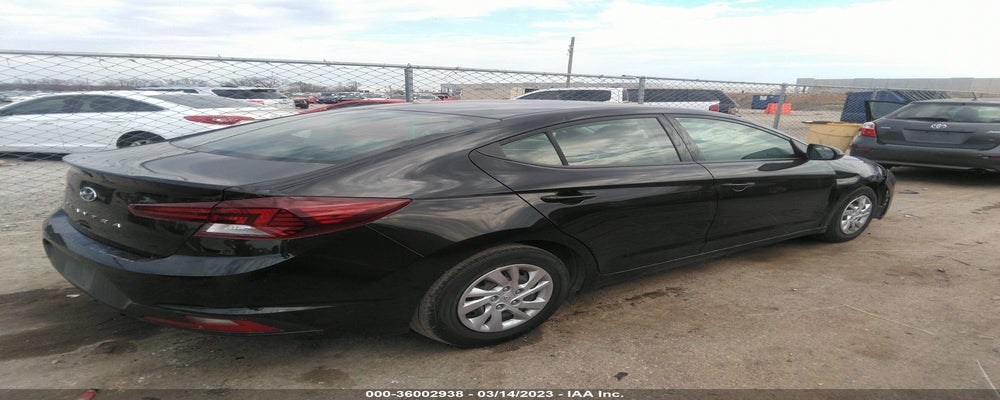 5NPD74LF1KH477319 2019 HYUNDAI ELANTRA photo no. 4