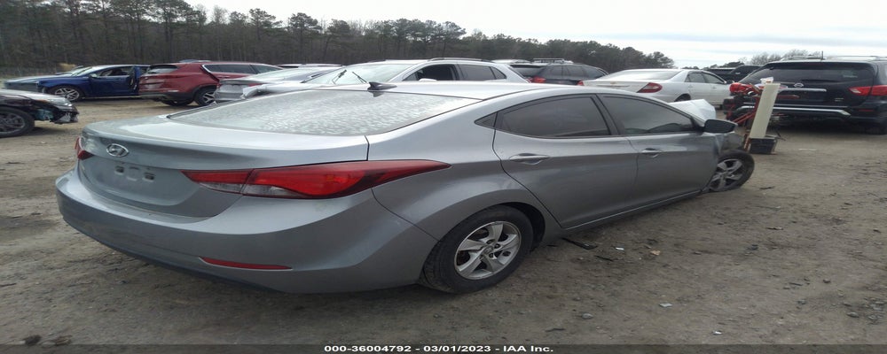 5NPDH4AE2FH647863 2015 HYUNDAI ELANTRA photo no. 4