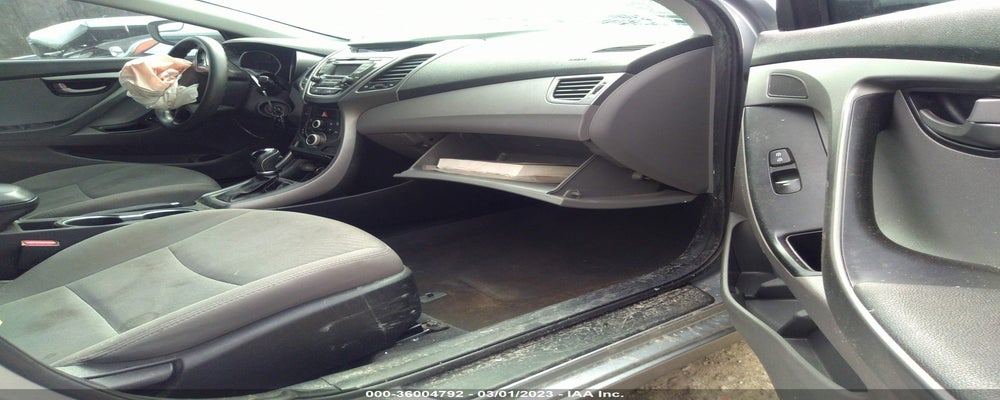 5NPDH4AE2FH647863 2015 HYUNDAI ELANTRA photo no. 5