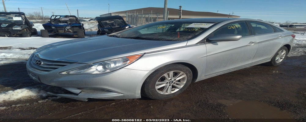 5NPEB4AC2DH623130 2013 HYUNDAI SONATA photo no. 2