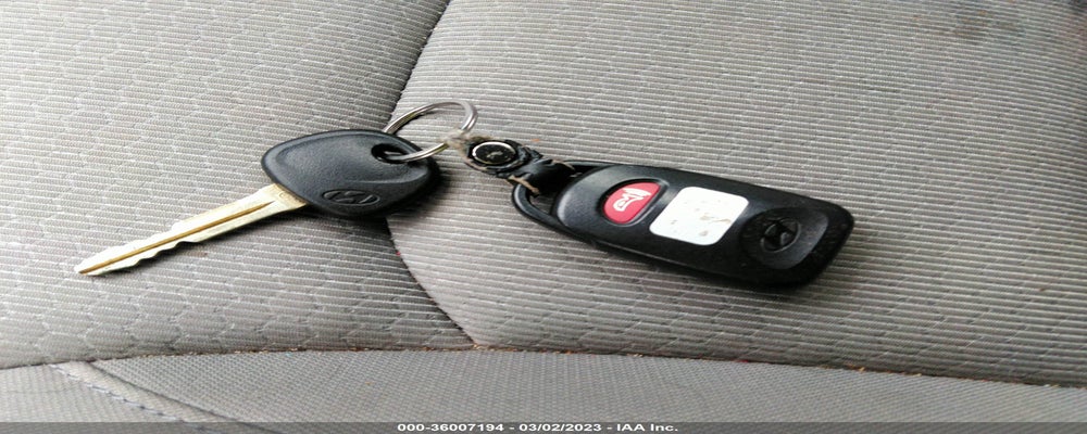 KMHD84LF2HU063568 2017 HYUNDAI ELANTRA photo no. 11