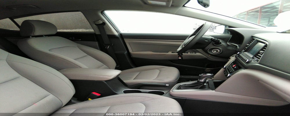 KMHD84LF2HU063568 2017 HYUNDAI ELANTRA photo no. 5