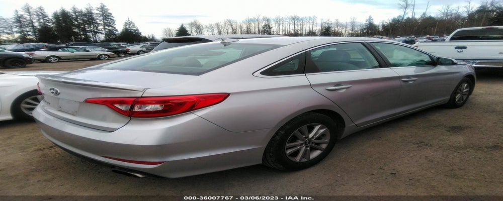 5NPE24AF5FH001456 2015 HYUNDAI SONATA photo no. 4