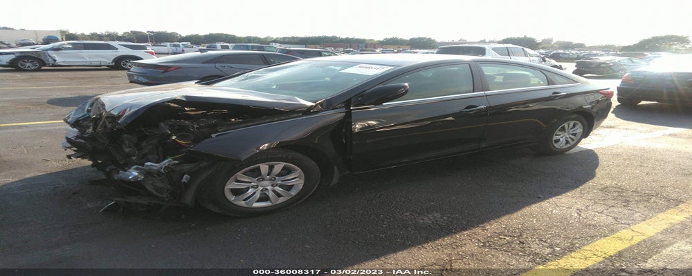 5NPEB4AC9BH194291 2011 HYUNDAI SONATA photo no. 2