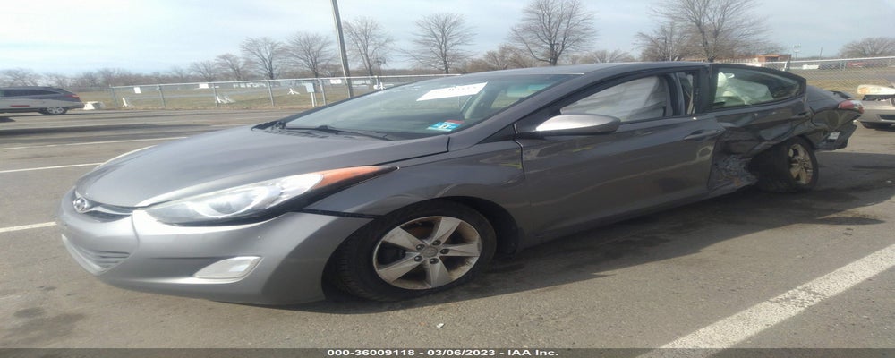 5NPDH4AE4DH303108 2013 HYUNDAI ELANTRA photo no. 2