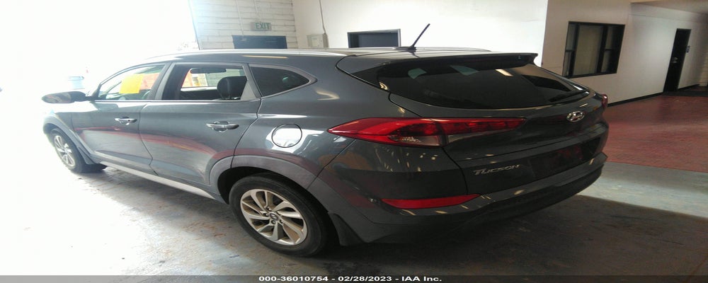 KM8J33A44HU313471 2017 HYUNDAI TUCSON photo no. 3