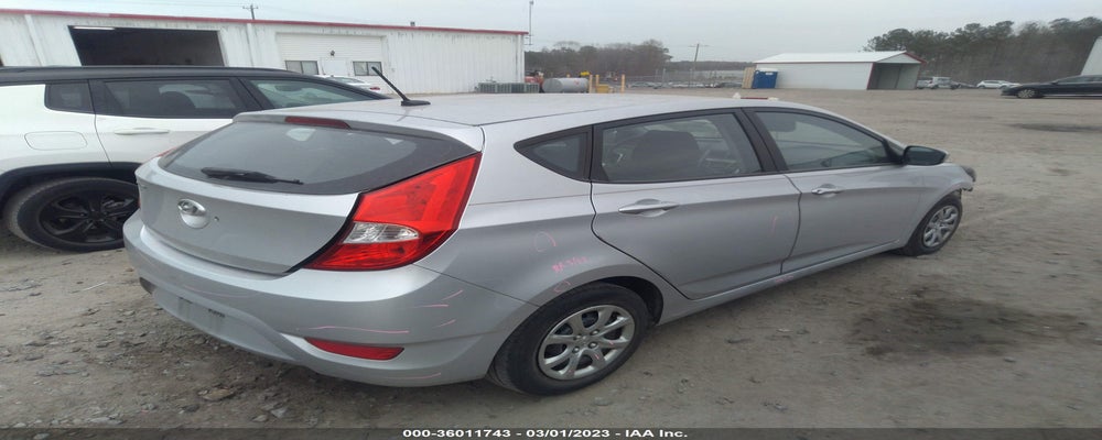 KMHCT5AE8DU059898 2013 HYUNDAI ACCENT photo no. 4