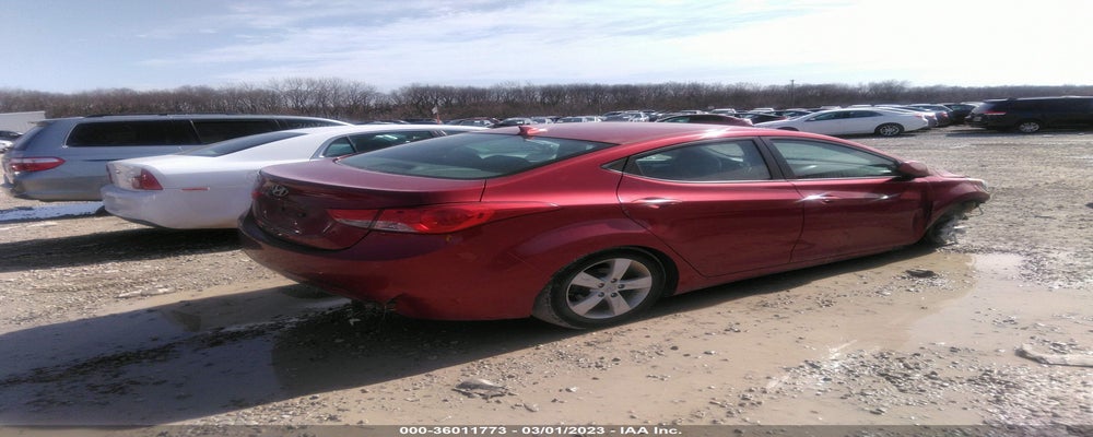 5NPDH4AEXDH435192 2013 HYUNDAI ELANTRA photo no. 4