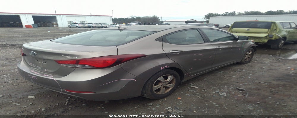 5NPDH4AE3FH614869 2015 HYUNDAI ELANTRA photo no. 4
