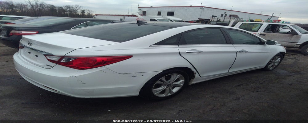 5NPEC4AC1CH368241 2012 HYUNDAI SONATA photo no. 4