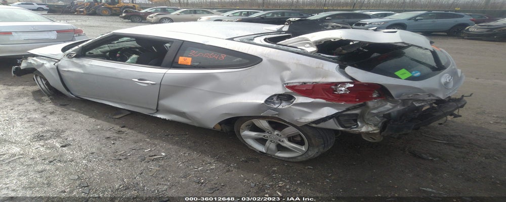 KMHTC6AD6DU134529 2013 HYUNDAI VELOSTER photo no. 3