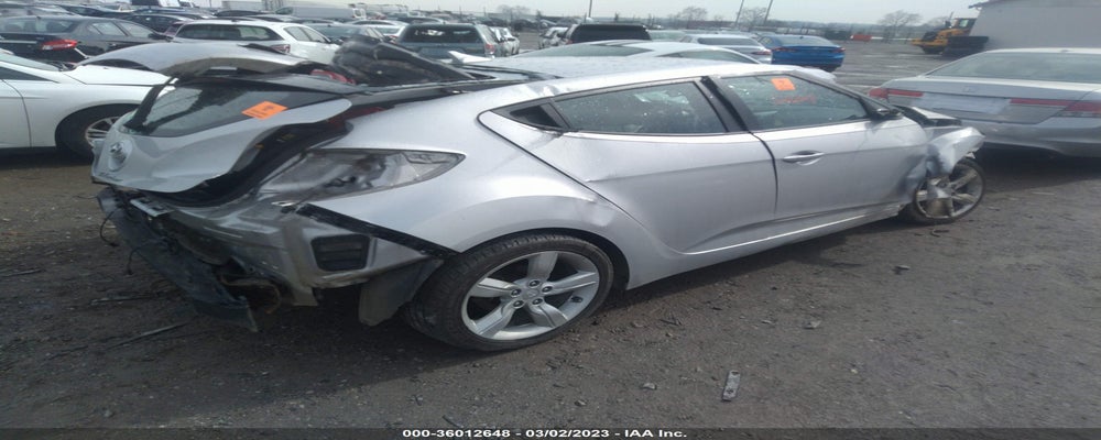 KMHTC6AD6DU134529 2013 HYUNDAI VELOSTER photo no. 4