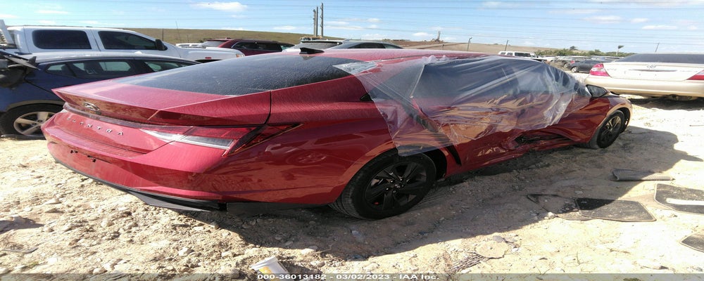 KMHLM4AG8PU395564 2023 HYUNDAI ELANTRA photo no. 4