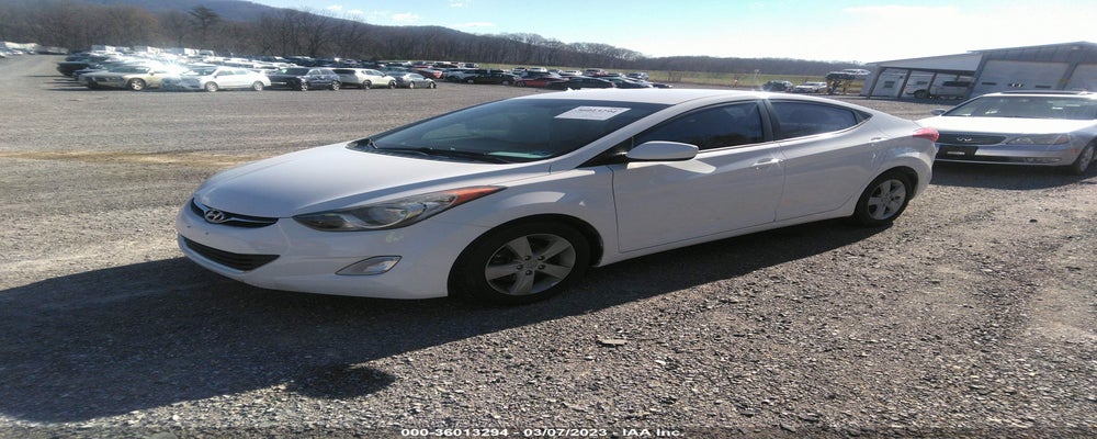 5NPDH4AE8DH294493 2013 HYUNDAI ELANTRA photo no. 2