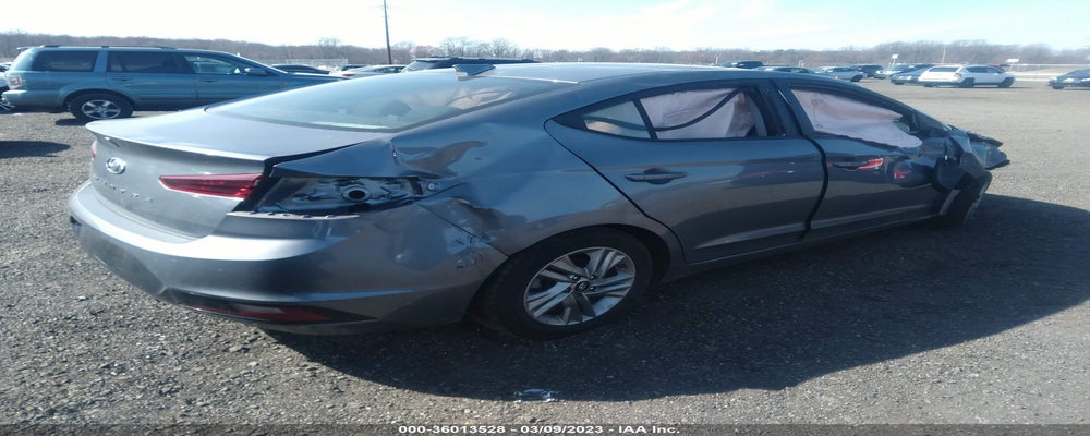 KMHD84LF3KU876747 2019 HYUNDAI ELANTRA photo no. 4