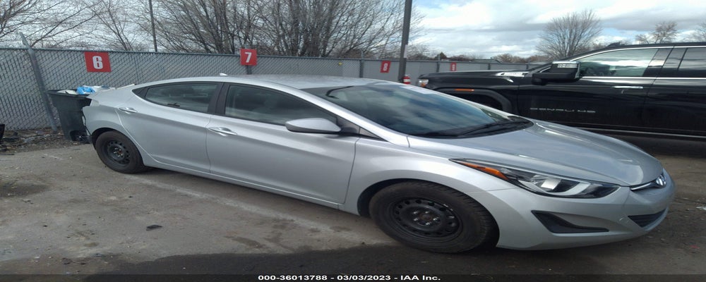KMHDH4AE4FU309981 2015 HYUNDAI ELANTRA photo no. 18