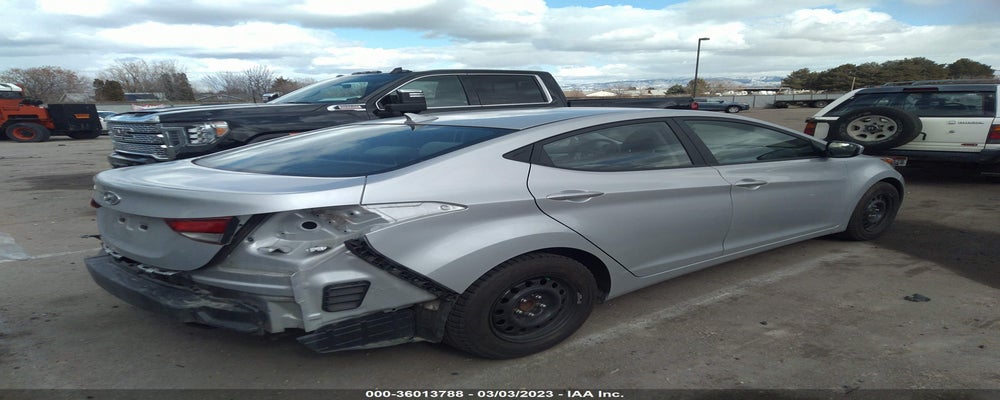 KMHDH4AE4FU309981 2015 HYUNDAI ELANTRA photo no. 4