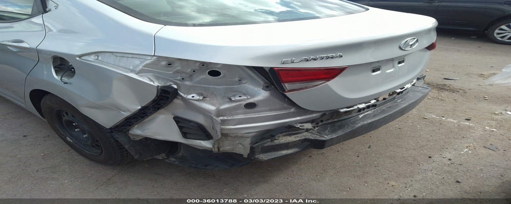 KMHDH4AE4FU309981 2015 HYUNDAI ELANTRA photo no. 6