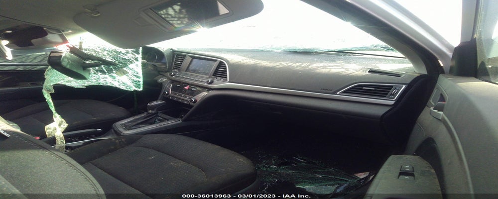 5NPD84LF3JH284598 2018 HYUNDAI ELANTRA photo no. 5