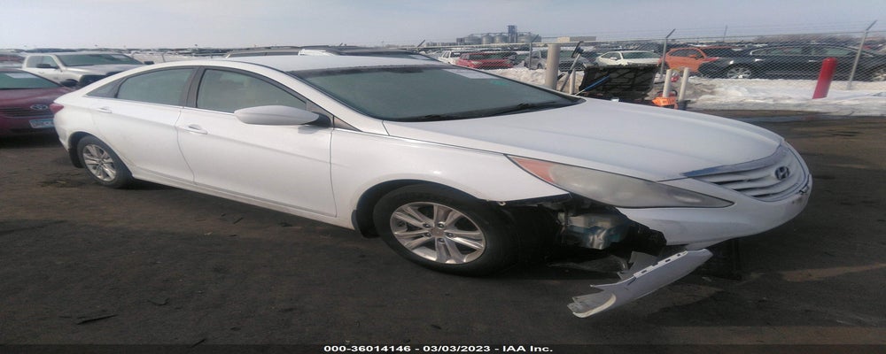 5NPEB4ACXBH121673 2011 HYUNDAI SONATA photo no. 1