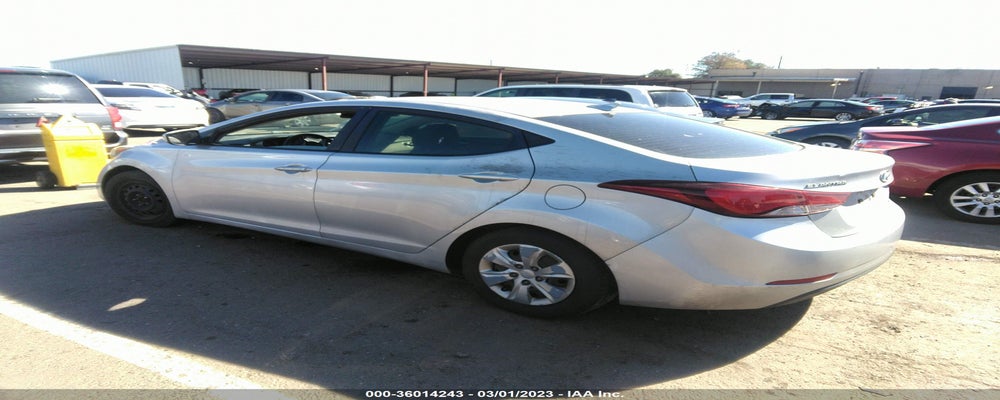 KMHDH4AE9GU531062 2016 HYUNDAI ELANTRA photo no. 3