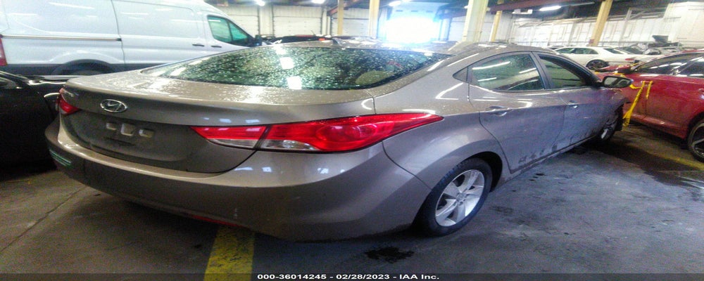 5NPDH4AE5DH327286 2013 HYUNDAI ELANTRA photo no. 4