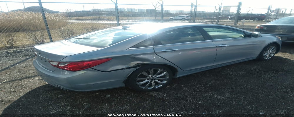 5NPEC4AC9CH333575 2012 HYUNDAI SONATA photo no. 4