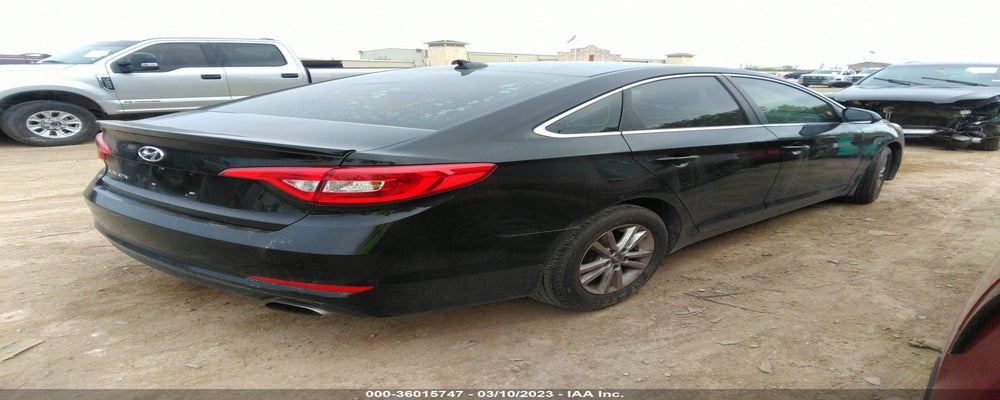 5NPE24AF6HH587992 2017 HYUNDAI SONATA photo no. 4