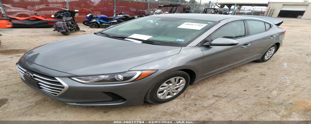 KMHD74LF9HU391895 2017 HYUNDAI ELANTRA photo no. 2