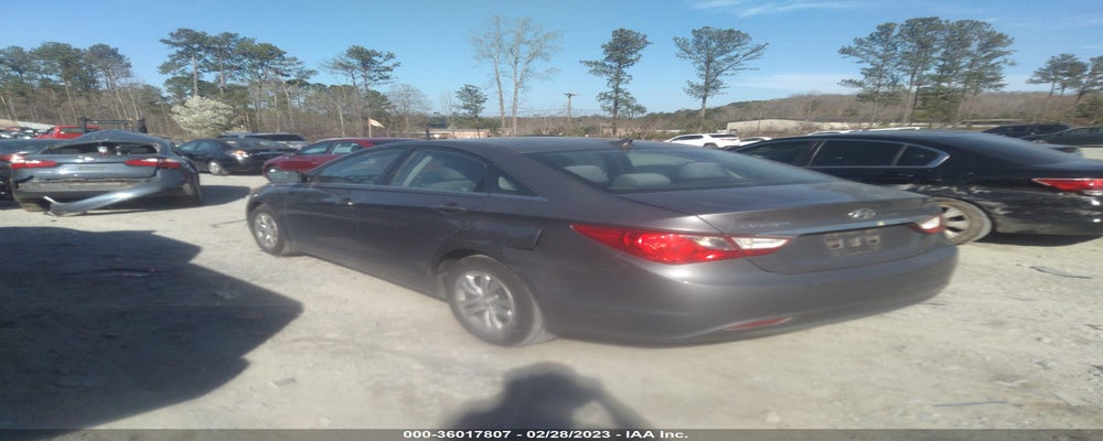 5NPEB4AC4BH285307 2011 HYUNDAI SONATA photo no. 3