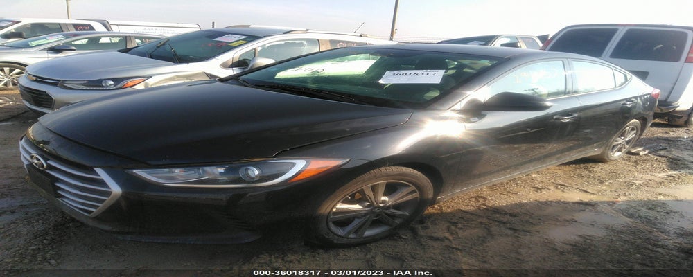 5NPD84LF2JH280557 2018 HYUNDAI ELANTRA photo no. 2