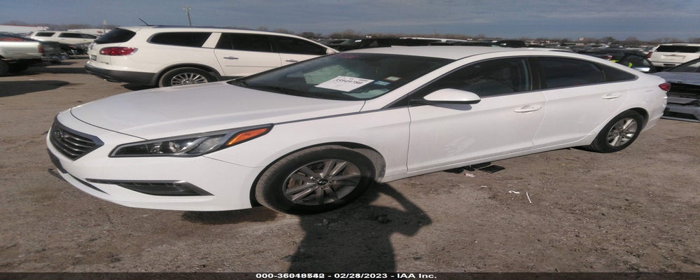 5NPE24AF8FH048626 2015 HYUNDAI SONATA photo no. 2