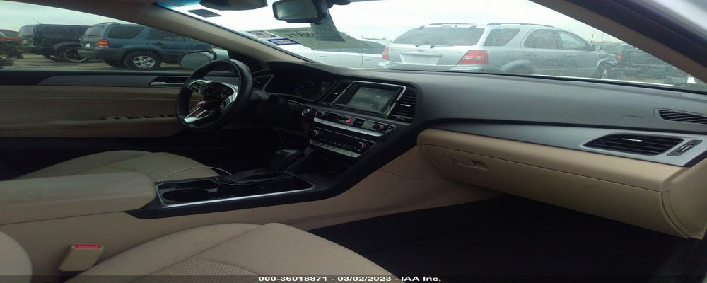 5NPE34AF2KH769807 2019 HYUNDAI SONATA photo no. 5