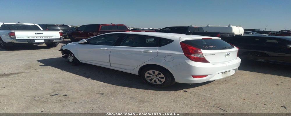 KMHCT5AE4HU329800 2017 HYUNDAI ACCENT photo no. 3
