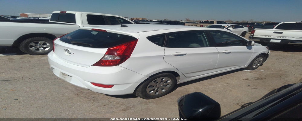 KMHCT5AE4HU329800 2017 HYUNDAI ACCENT photo no. 4
