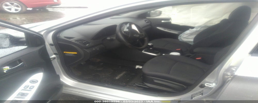 KMHCU5AE4DU129832 2013 HYUNDAI ACCENT photo no. 5