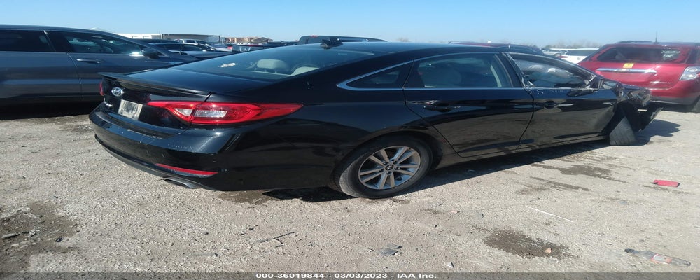 5NPE24AF0FH248982 2015 HYUNDAI SONATA photo no. 4