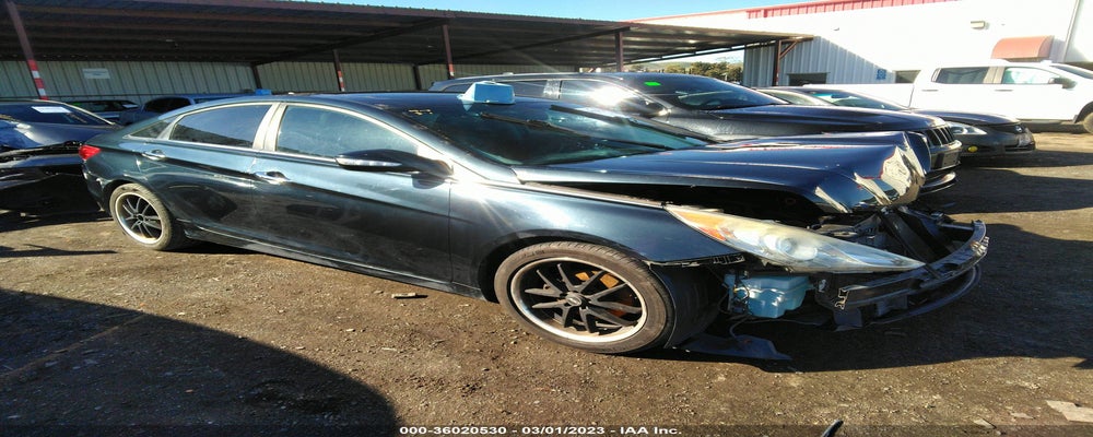 5NPEC4AC8BH000752 2011 HYUNDAI SONATA photo no. 1