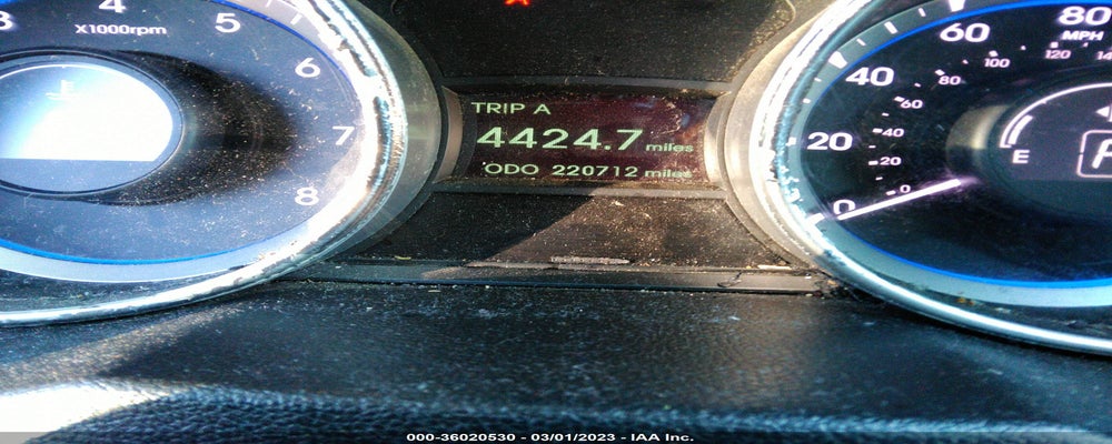 5NPEC4AC8BH000752 2011 HYUNDAI SONATA photo no. 7