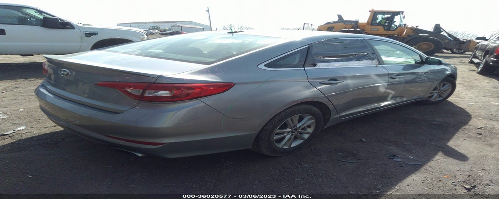 5NPE24AF1GH374589 2016 HYUNDAI SONATA photo no. 4