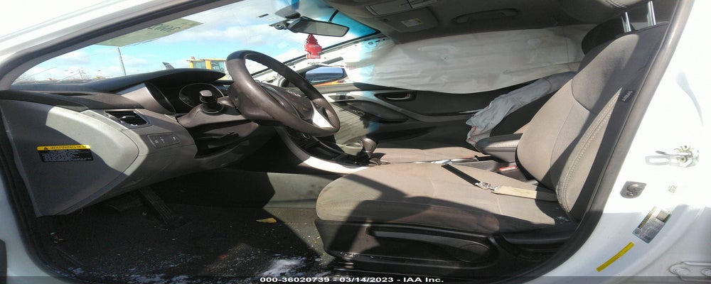 5NPDH4AE9GH708465 2016 HYUNDAI ELANTRA photo no. 5