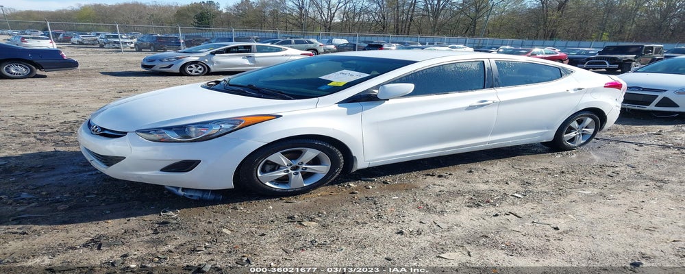 5NPDH4AE4DH430912 2013 HYUNDAI ELANTRA photo no. 2
